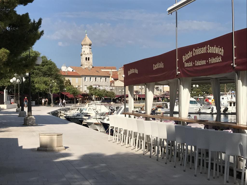 Apartments Getruda Krk Town Esterno foto